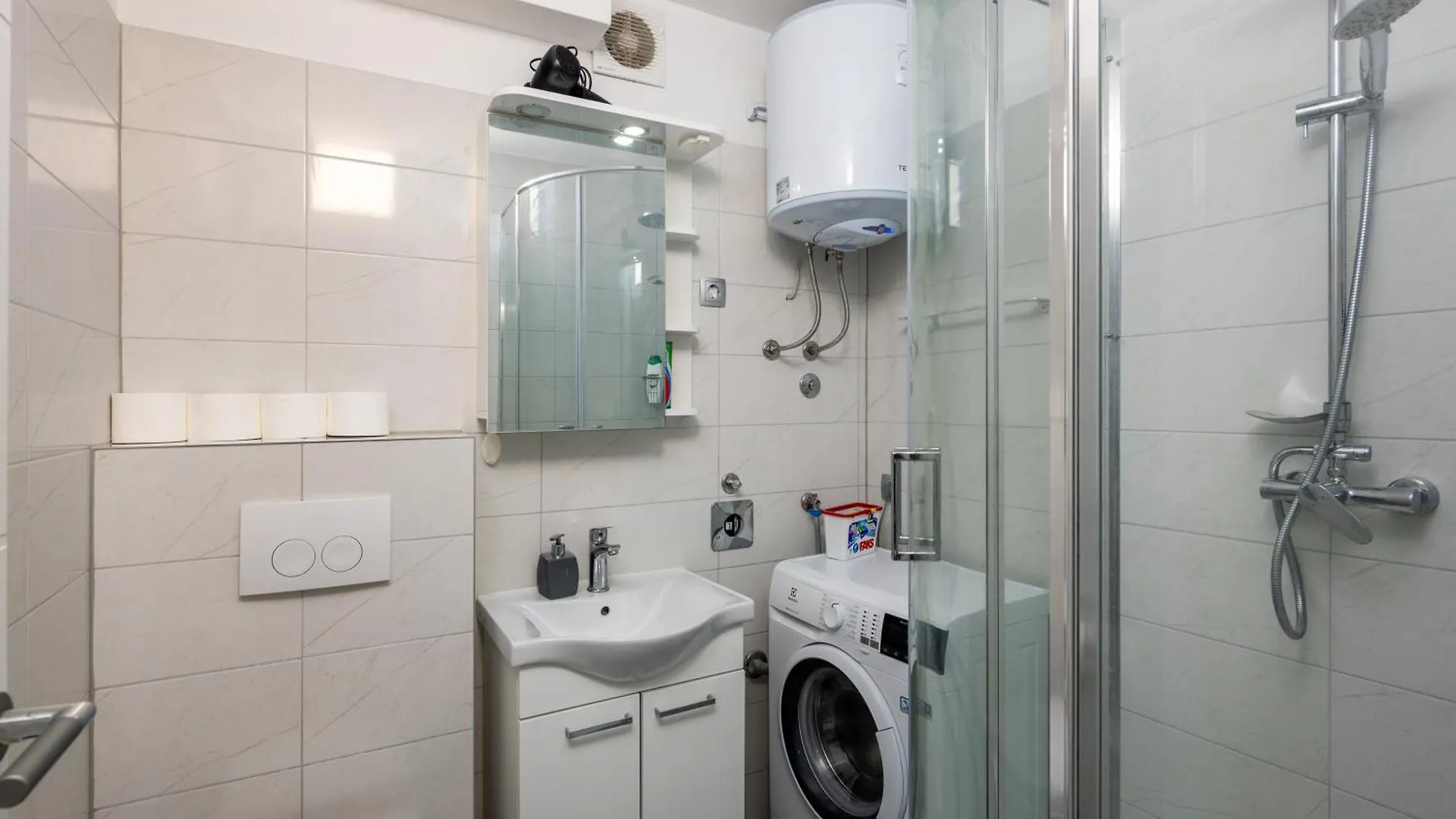 Centrale Apartment Split 0*,